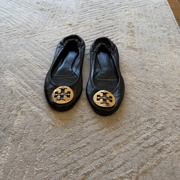 Tory Burch Black Flats with Gold Emblem - Picture 5 of 5